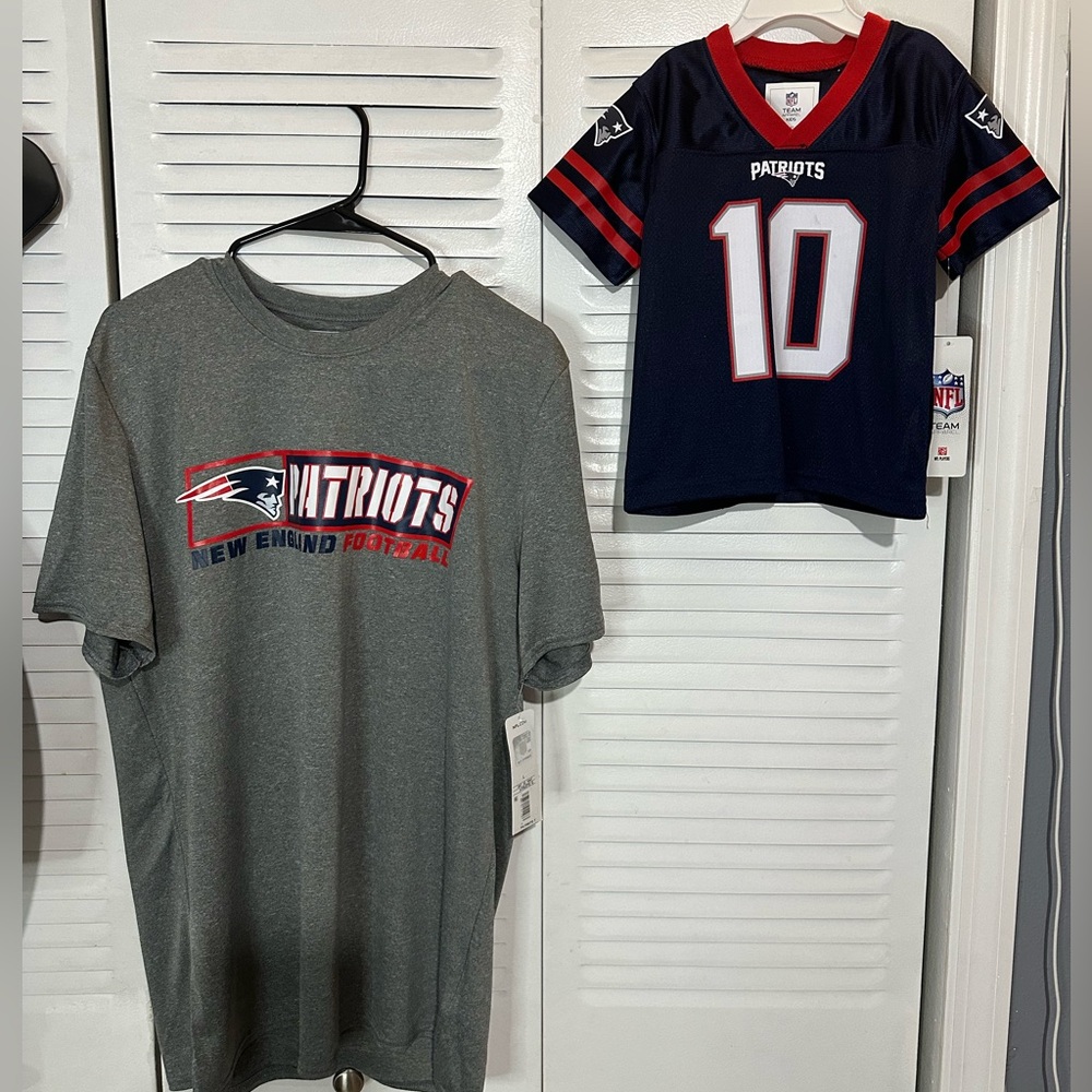 NFL New England Patriots Men’s Tee & kids ( Maye) Jersey Bundle via